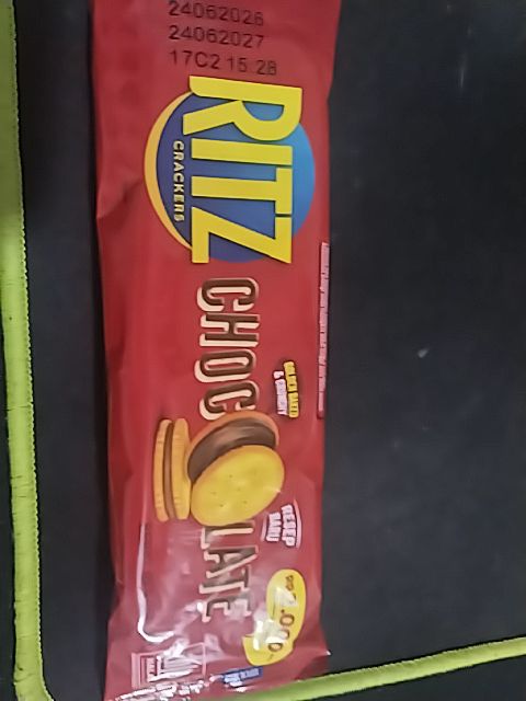 Ritz crakers cokelat